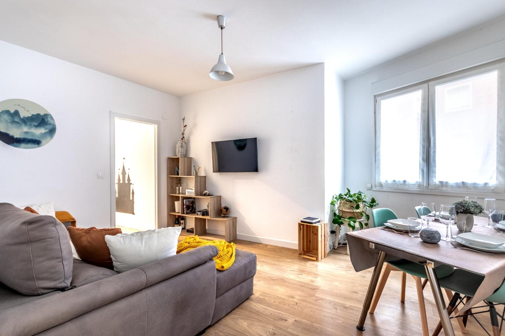 Amplio Y Acogedor Junto Al Ayuntamiento Appartement Bilbao Buitenkant foto